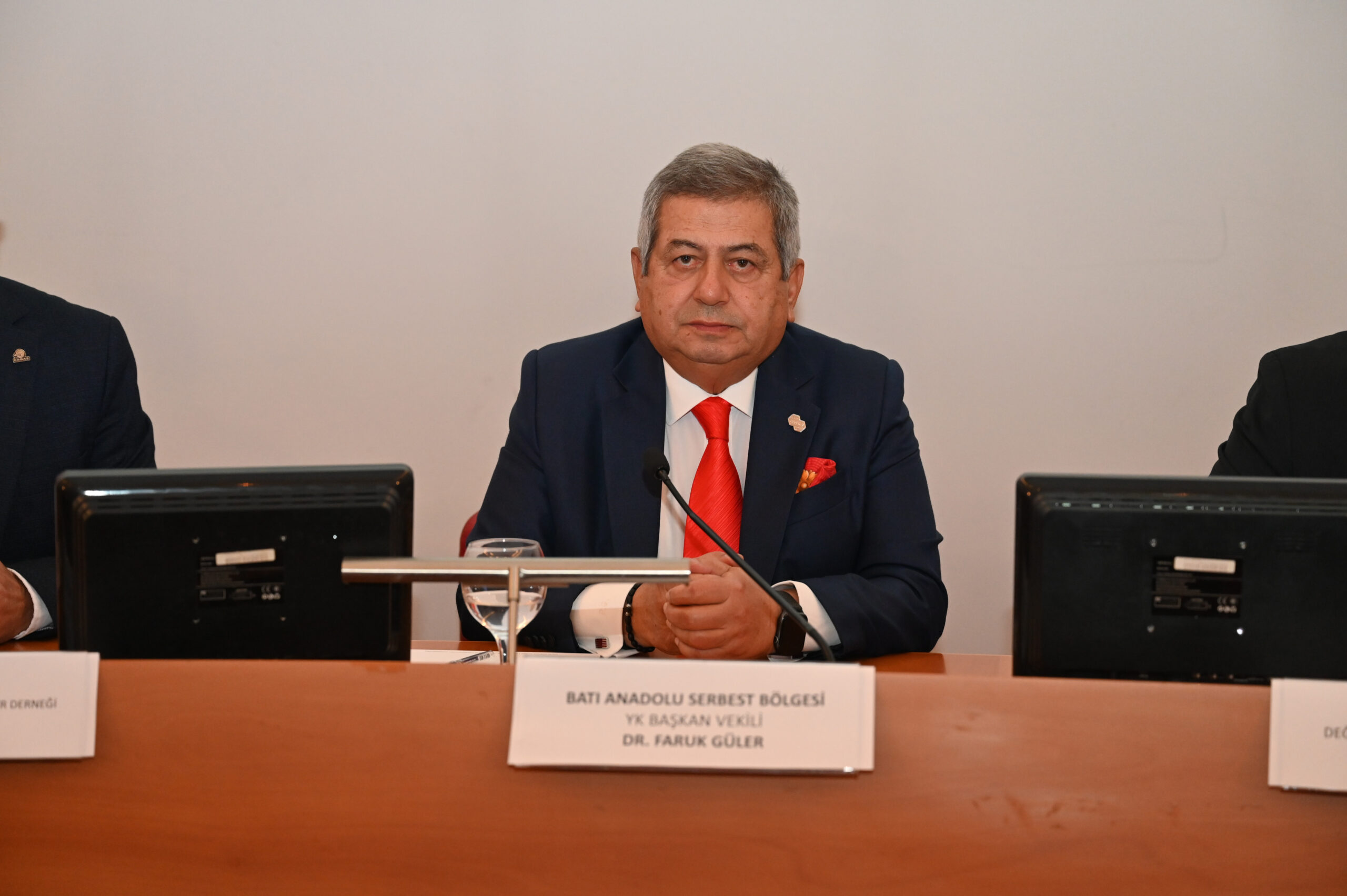 SERBEST BÖLGELER TANITIM ATAĞINDA