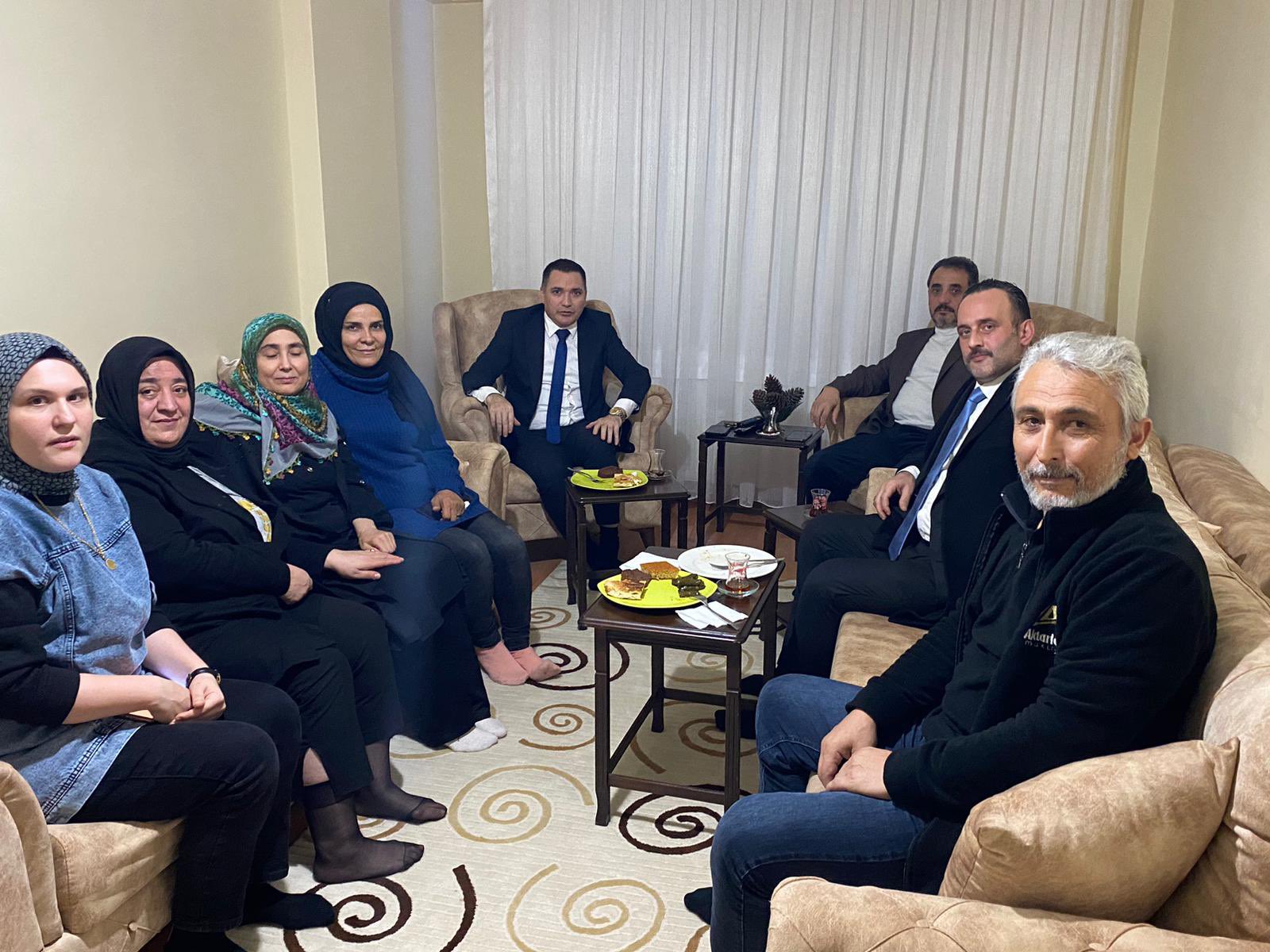 İstanbul Valisi Davut Gül ve Eşi Gülden Gül, Şehit Aybüke Öğretmen Anısına Film İzledi