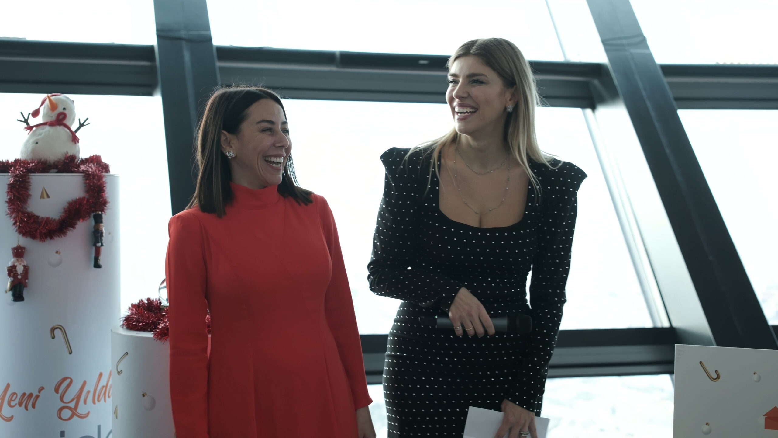 Evidea, ışıltılı bir davet ile yeni yılı Emaar SkyView’da kutladı