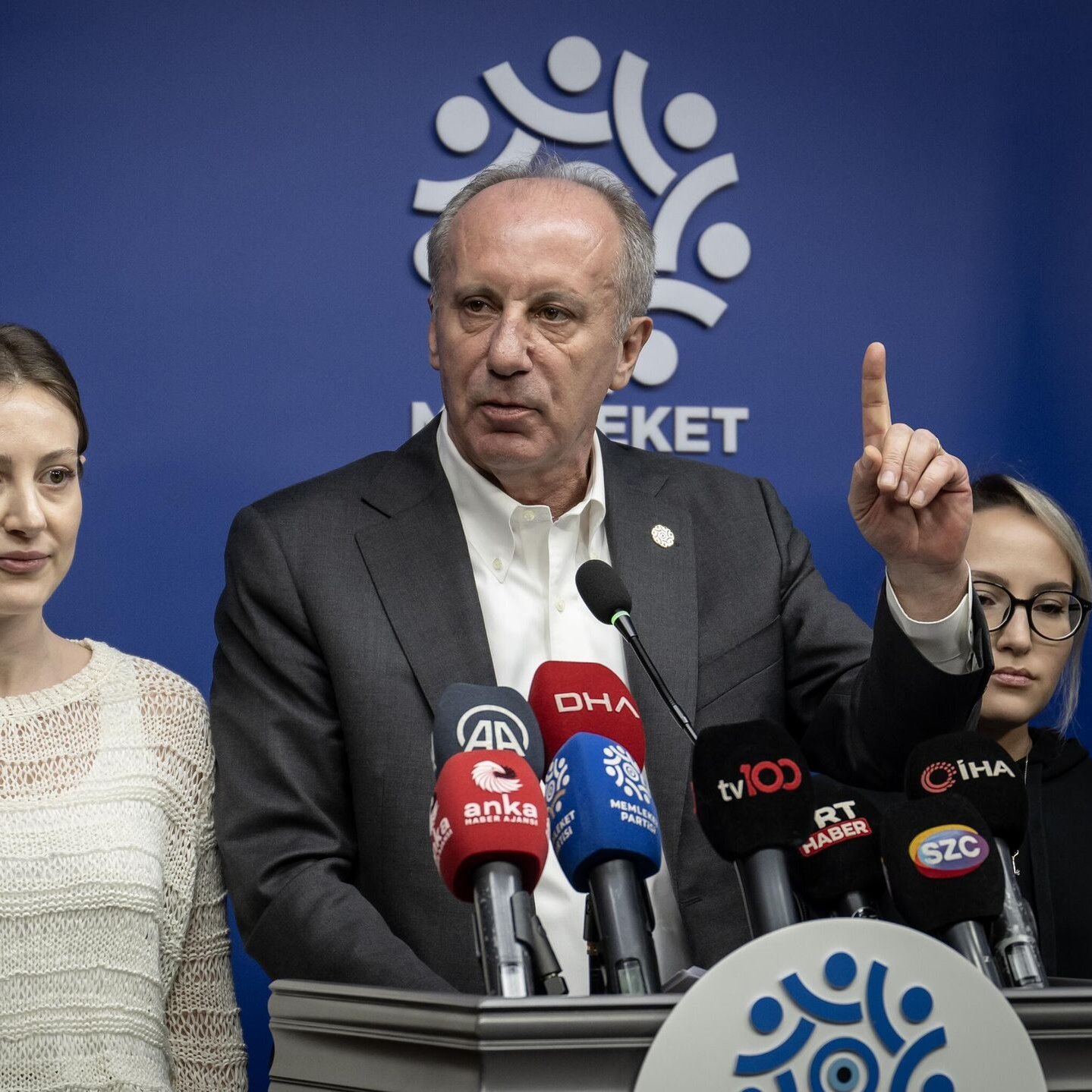 Muharrem İnce'den Hükümete Sert Eleştiri: "Esnaf Batarsa Kimse Ayakta Kalamaz!"