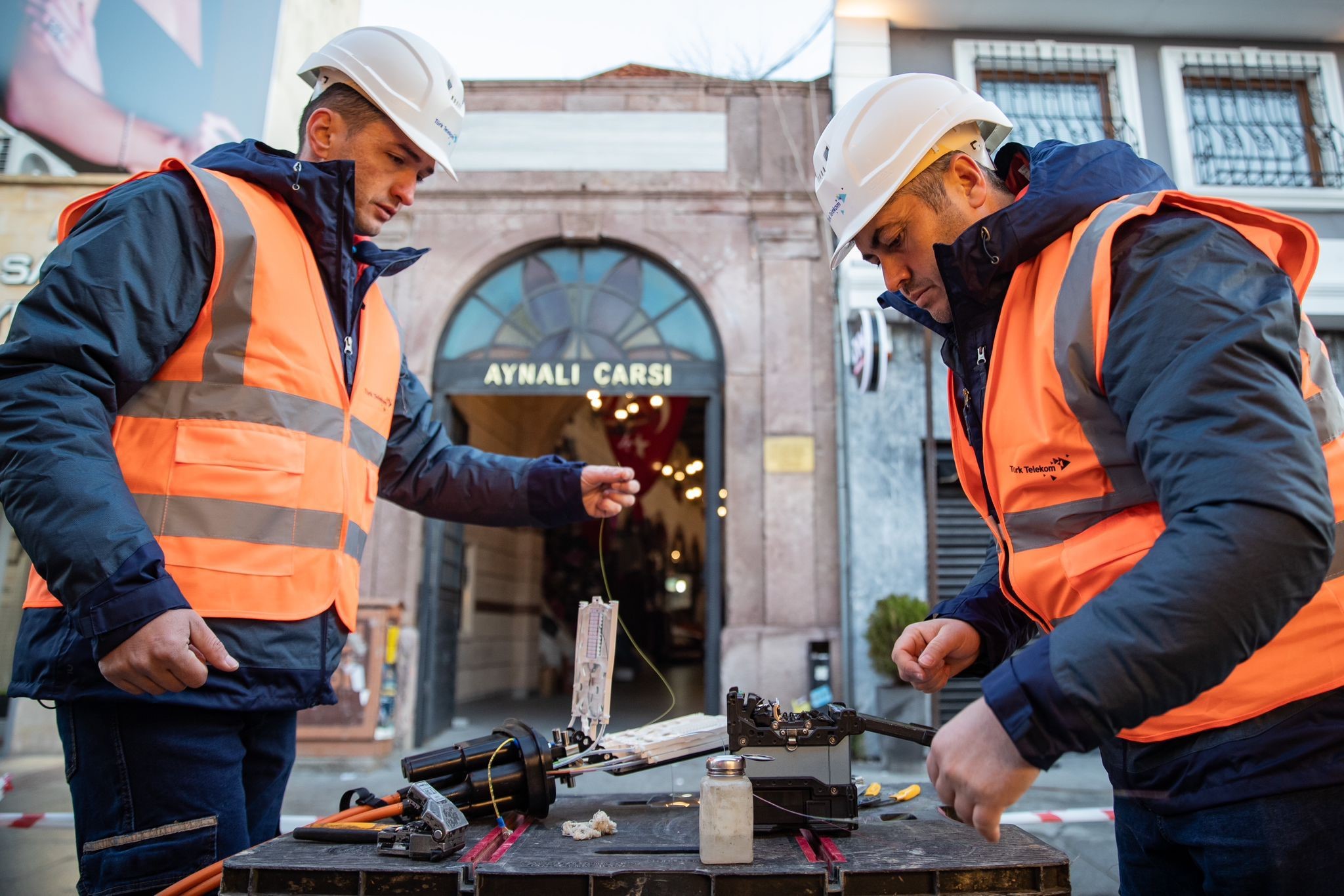 Memleketin bir şehrini değil her şehrini fiber ağlarla örüyoruz”