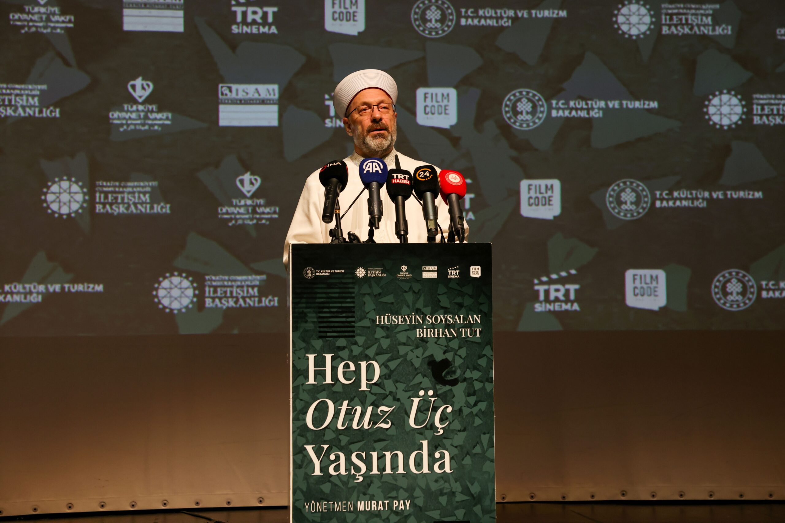 “Hep Otuz Üç Yaşında” filminin gala gösterimi yapıldı