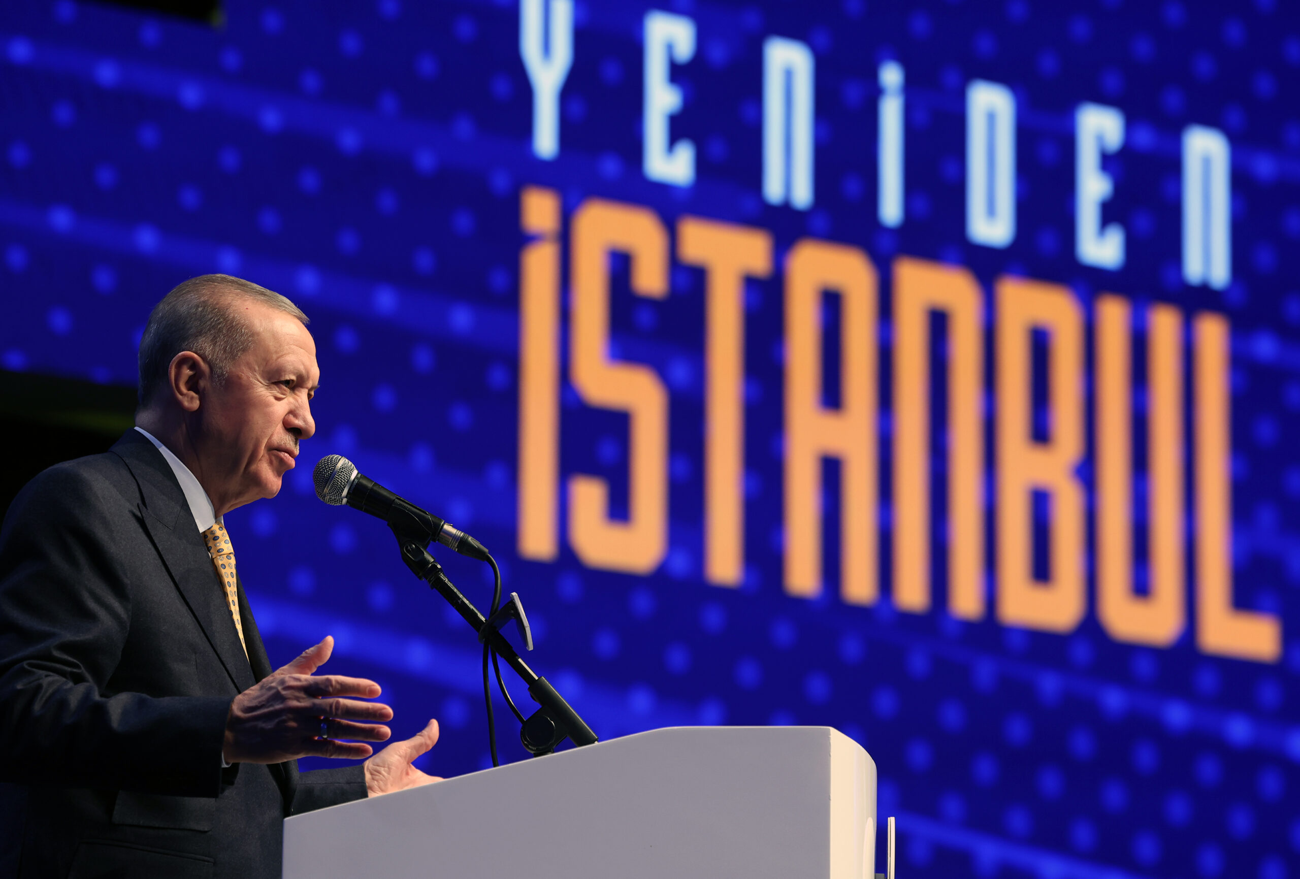 Cumhurbaşkanı Erdoğan, İstanbul Adaylarını Tanıttı: İstanbul’u Şanlı Geçmişiyle Buluşturacak Liderler Sahne Aldı!”