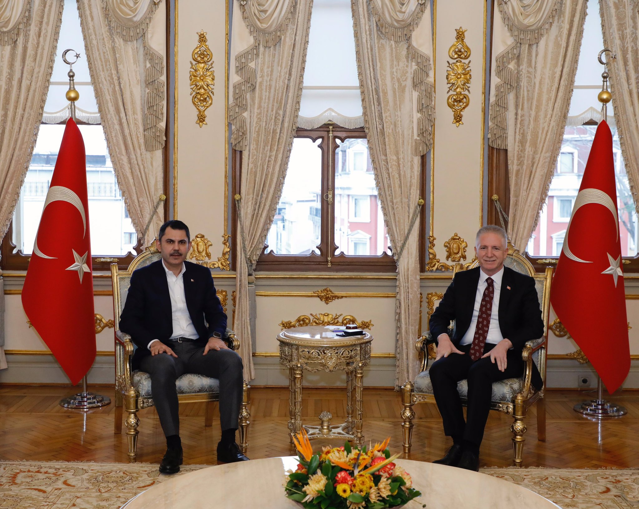 Murat Kurum ve AK Parti İstanbul İl Başkanı Osman Nuri Kabaktepe’den Davut Gül’e Ziyaret