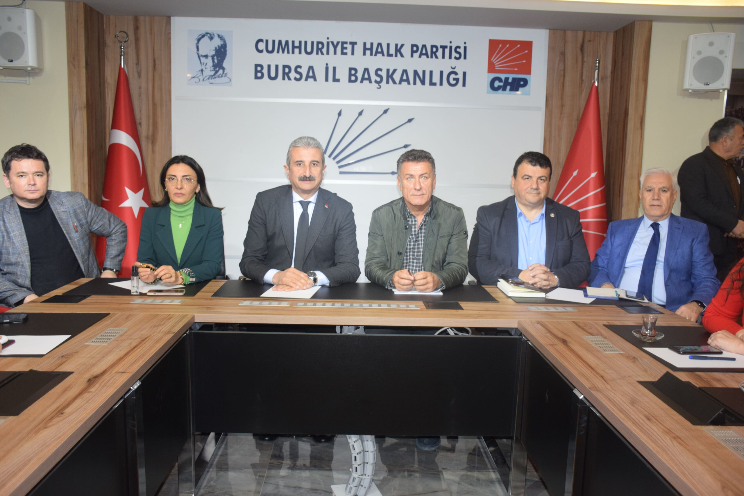 CHP İL BAŞKANI YEŞİLTAŞ ADAY ADAYLARIYLA BİR ARAYA GELDİ