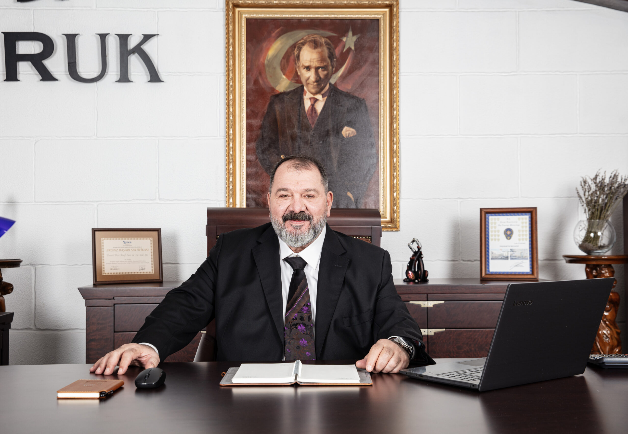 CHP İstanbul’un ilçelerinde aday belirleme krizi! “Arkasında düşmanı hisseden önündeki düşmanla savaşamaz”