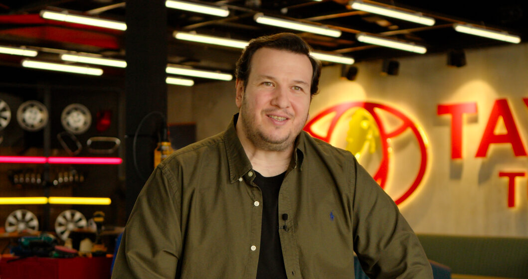 Şahan Gökbakar’dan Mustafa Destici’ye Sert Tepki: “Burası Türkiye, Babanızın Çiftiliği Değil” Sözüne Karşılık: “Sizin Babamızın Çiftiliği!”