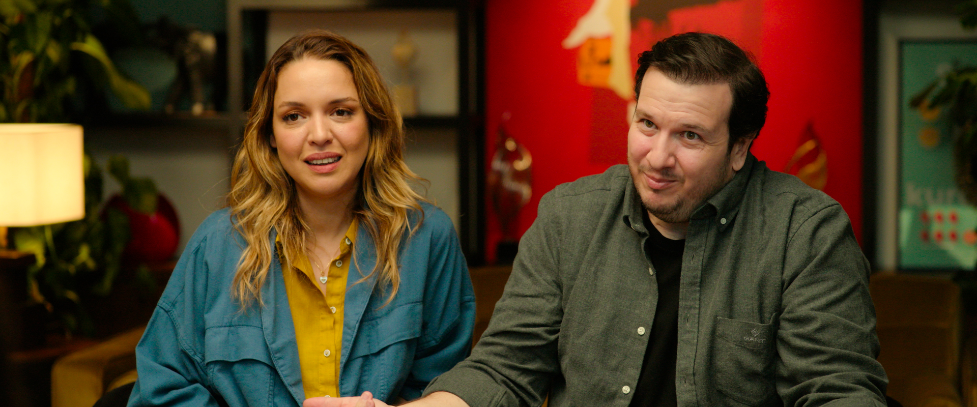 ŞAHAN GÖKBAKAR’DAN ‘ERDAL İLE ECE’…