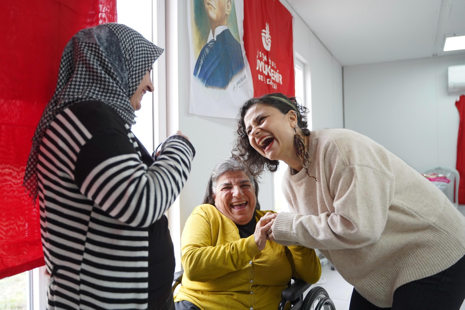 İSTANBUL VAKFI’NDAN HATAY’DA KADIN ÇEMBERİ