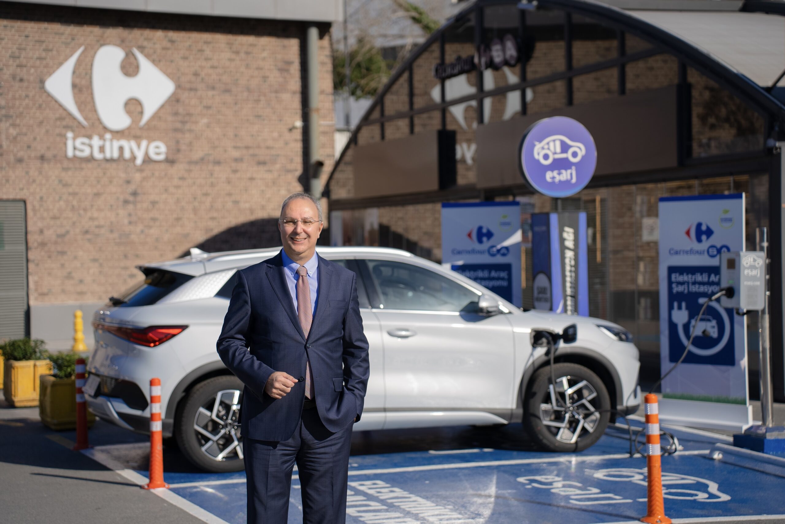 CarrefourSA Eşarj Yatırımlarına Devam Ediyor