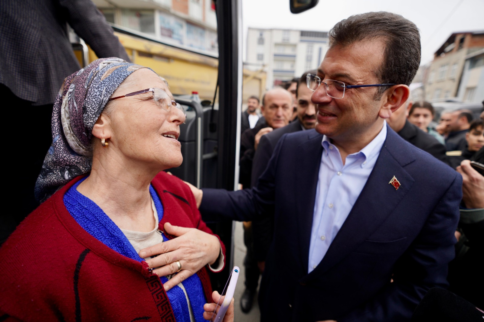  İMAMOĞLU’NDAN CUMHURBAŞKANI ERDOĞAN’A YANIT:  BUNLAR, KURTLA YİYİP ÇOBANLA AĞLAYAN İNSANLAR