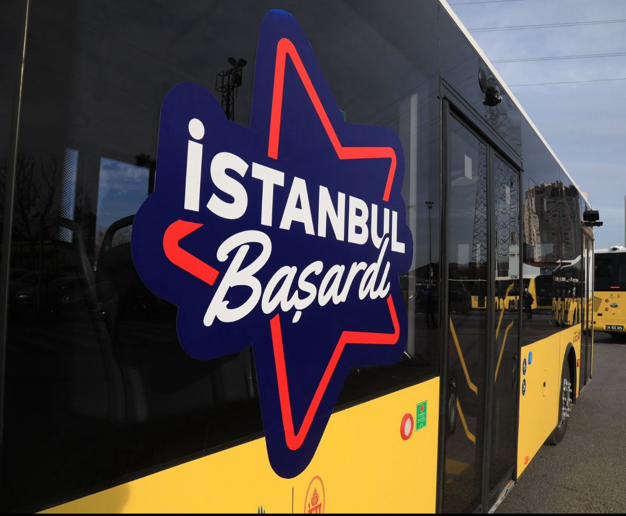 İSTANBUL’UN YENİ OTOBÜSLERİ YOLLARDA