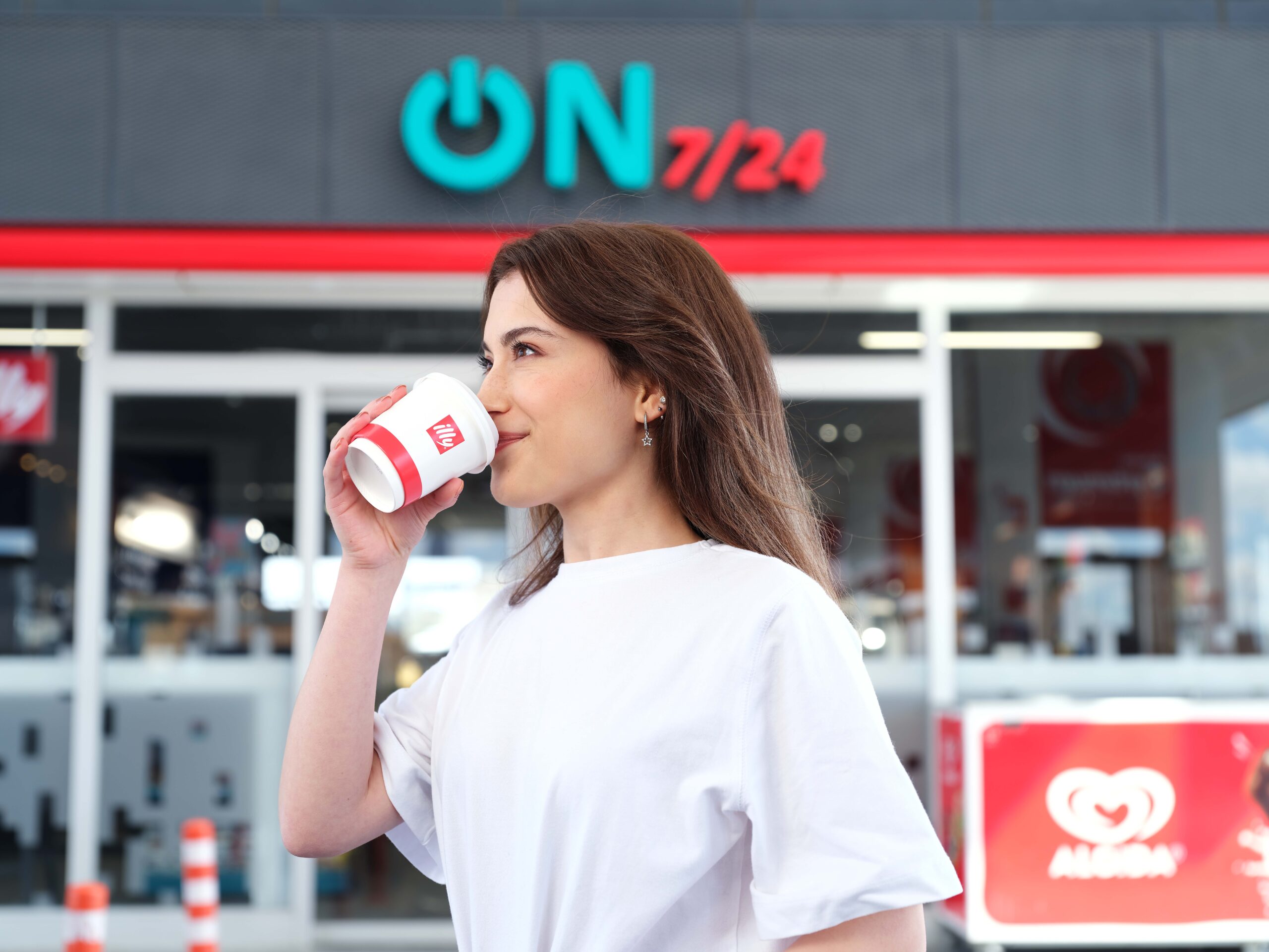 Aytemiz’den 29 Şubat özel sürprizi:  Araç yıkama veya kahve hediye!