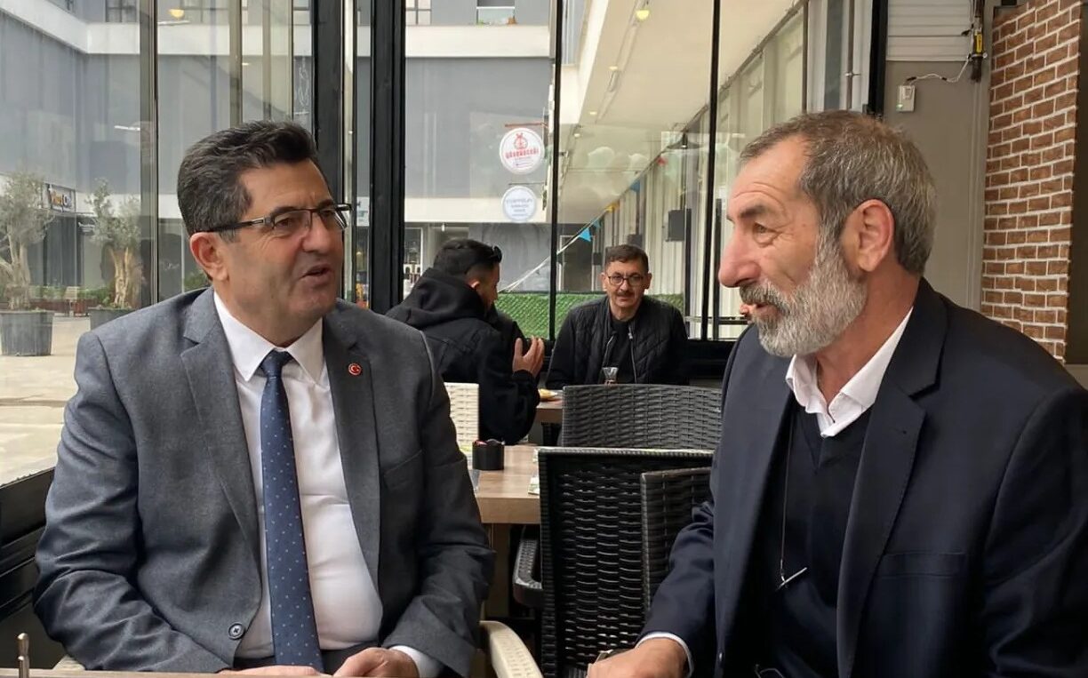 Orhan Çerkez, Çekmeköy’de Halkın Gönlünde Taht Kuruyor: Gastro Lab İşletmesinin Açılışında