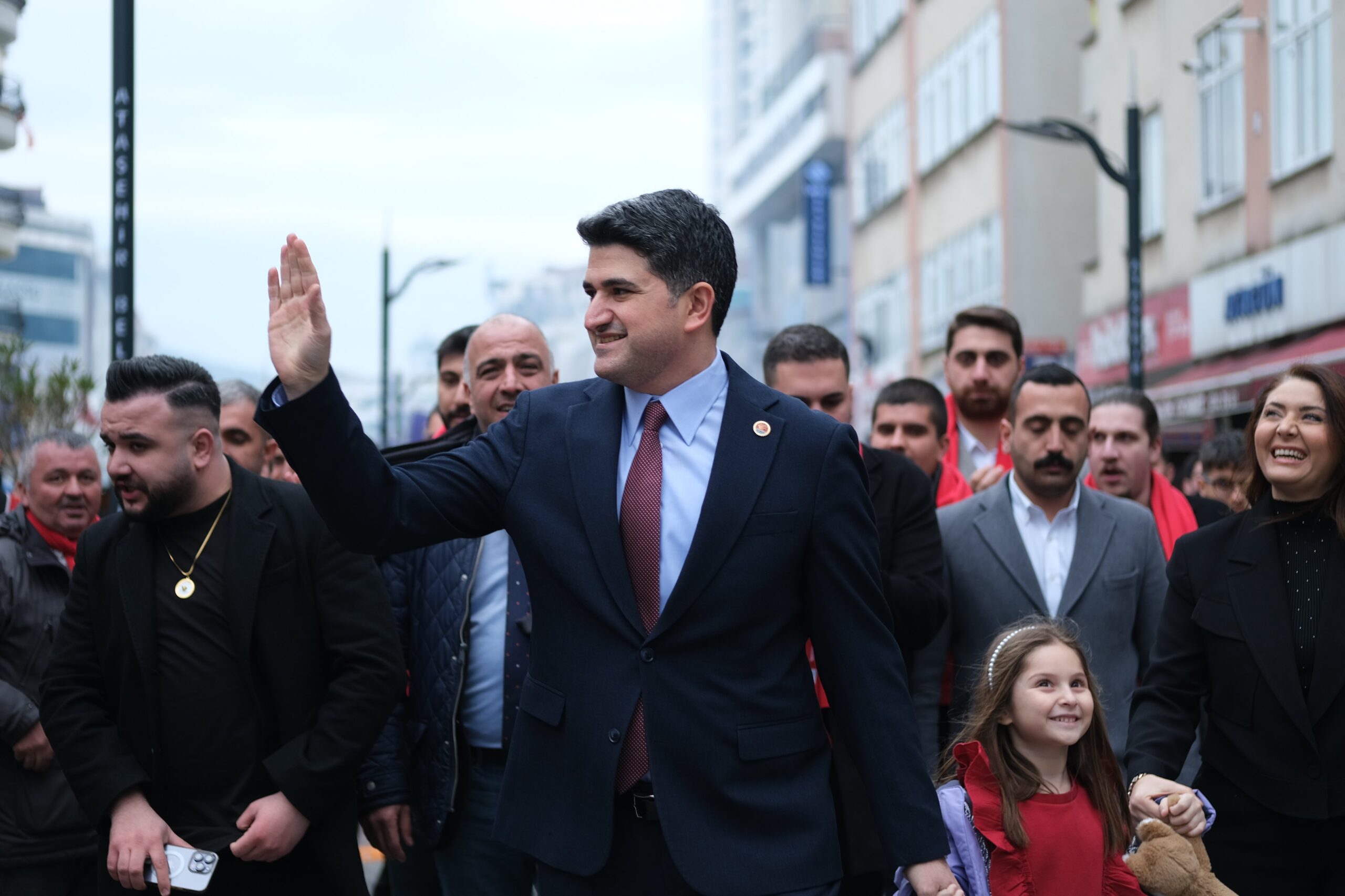 Onursal Adıgüzel, Ataşehir CHP Belediye Başkan Adaylığını Açıkladı