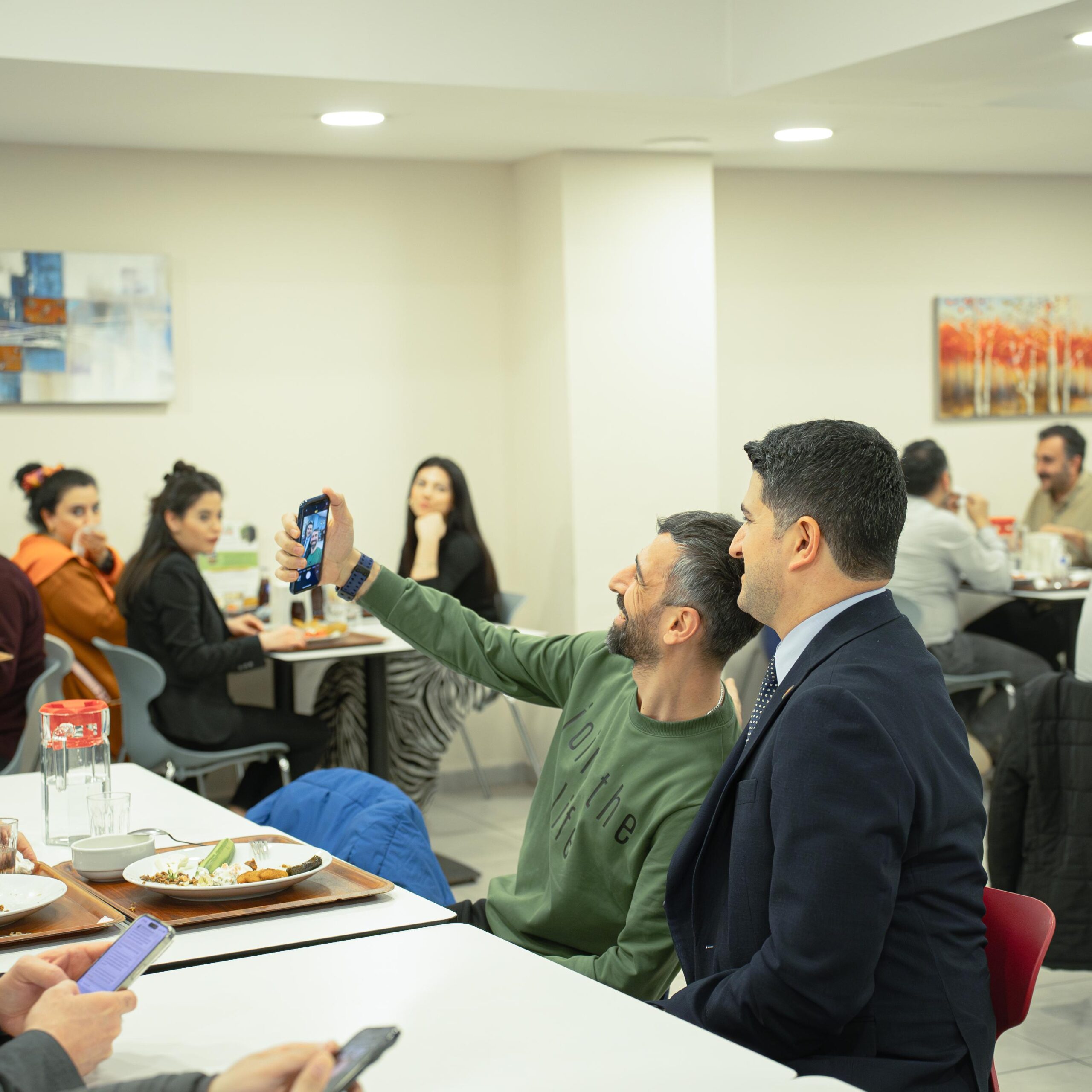 Ataşehir’in Geleceği Umut Dolu: Onursal Adıgüzel Belediye Çalışanlarıyla Buluştu