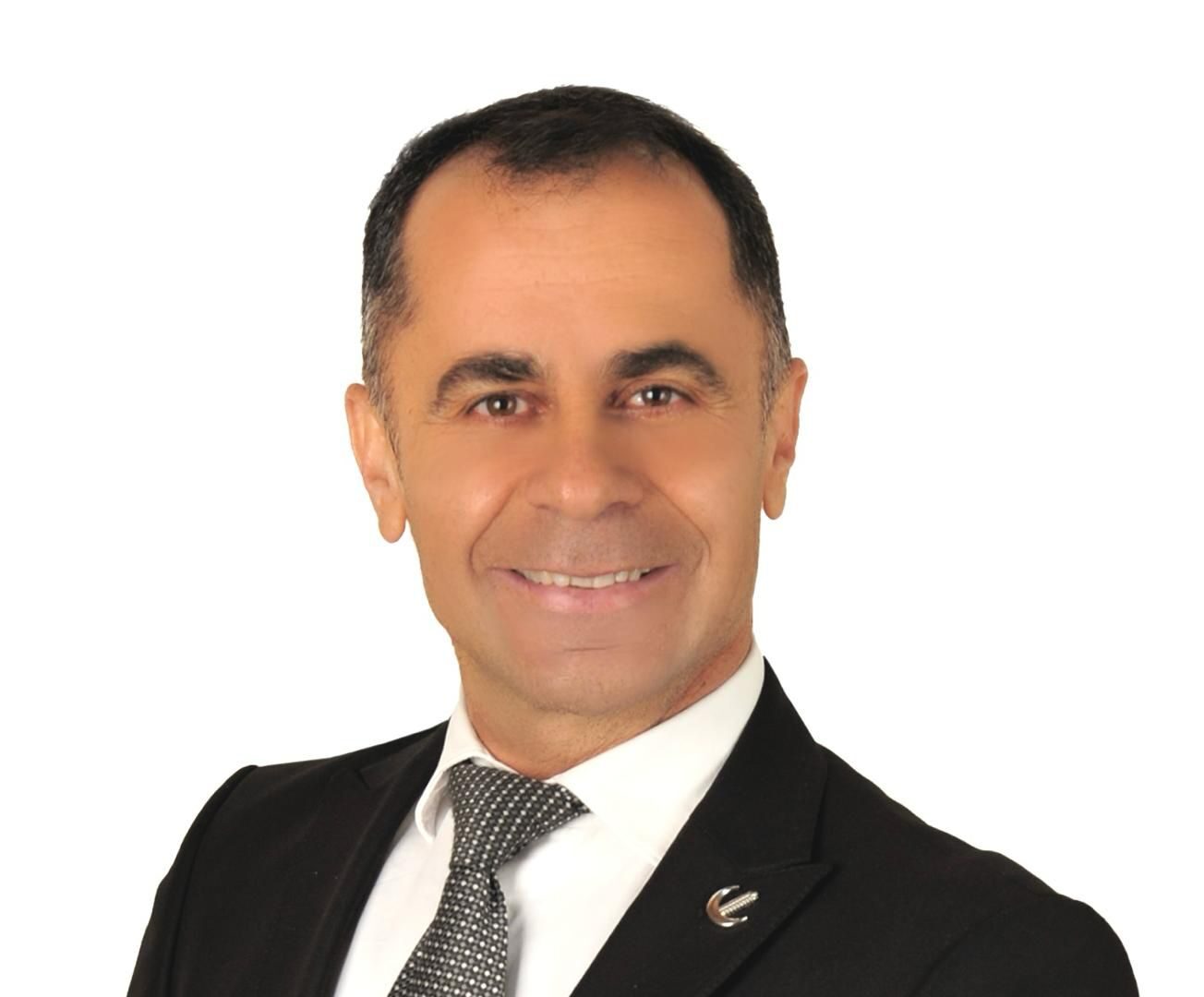 Sultanbeyli’de Yeniden Refah Hareketi: Ömer Urgun’un Belediye Başkanlığı Yolculuğu”