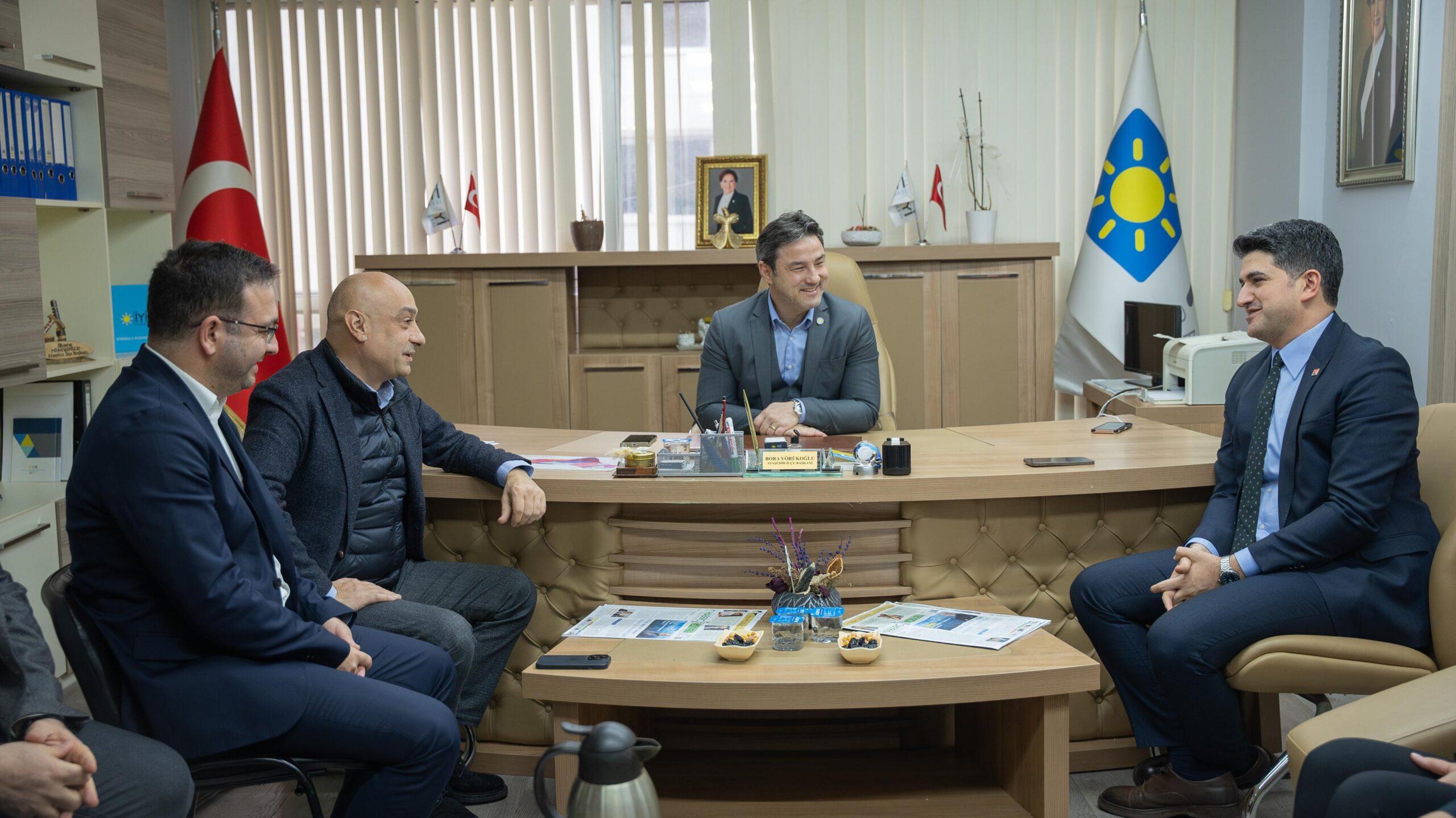 Ataşehir’de Siyasetin Nabzı: Başkan Adıgüzel Rakiplerini Ziyaret Etti