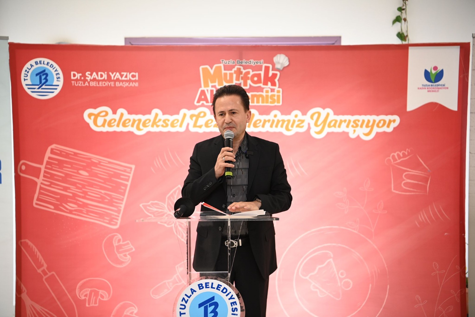 Geleneksel Lezzetler Yarışmasında 65 yaş üstü büyükler hünerlerini sergiledi