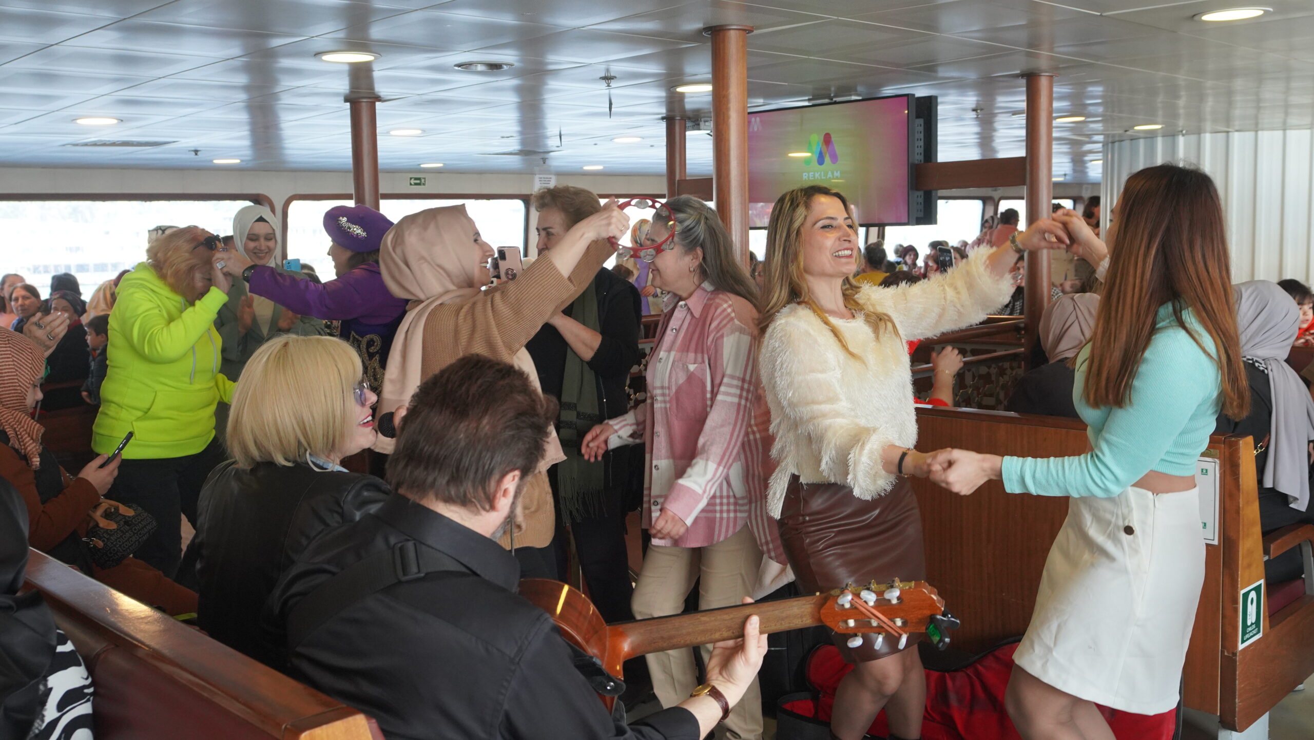 Şehir Hatları’ndan Kadınlar Matinesi Tadında Boğaz Turu