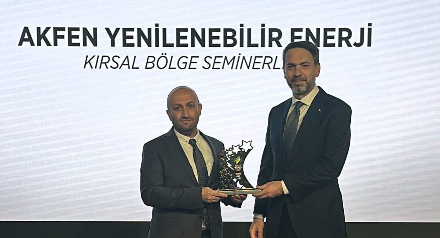 Akfen Yenilenebilir Enerji’nin Kırsal Bölgelerde Yaşayan Kadınlara Yönelik Uyguladığı ‘Kırsal Bölge Eğitim Seminerleri’ne Ödül