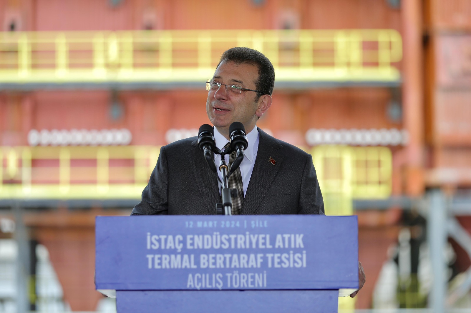 İMAMOĞLU’NDAN ‘KAMERALI KUMPAS’ YANITI: ZANNEDİYORLAR Kİ EKREM YILACAK. YILMAZ. SİZİ SÜRÜNDÜRE SÜRÜNDÜRE YILDIRACAK