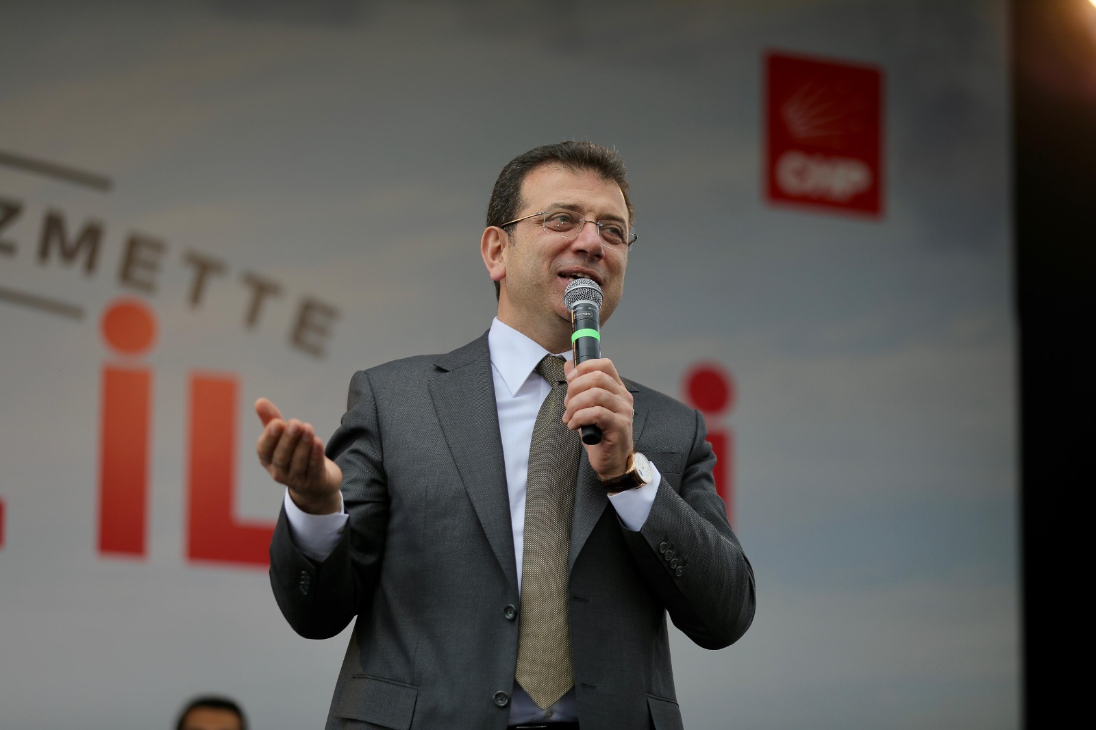 BAŞKAN İMAMOĞLU, 16 MİLYON İSTANBULLU, 86 MİLYON MİLLETİMİZ, KUMPASLARINIZI BAŞINIZA GEÇİRECEK SANDIKTA