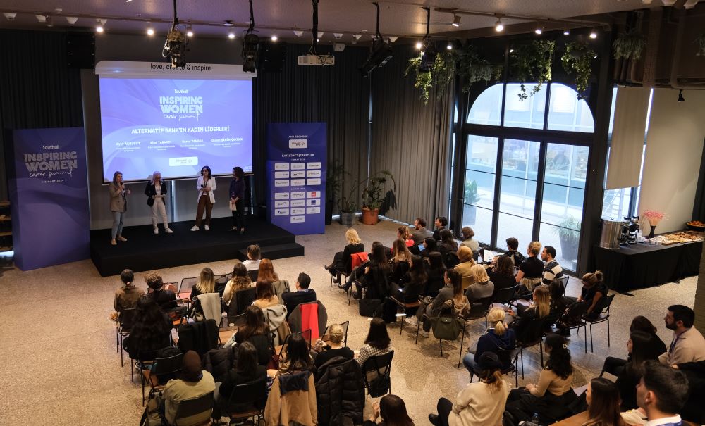 TÜRKİYE’NİN KADIN LİDERLERİ   GENÇ PROFESYONELLERE İLHAM OLDU