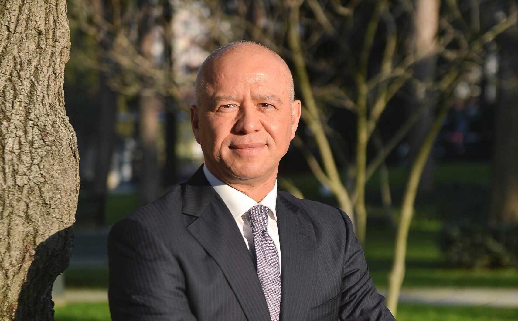 Koç Holding, 2023 yılında konsolide bazda toplam 54,5 milyar ABD doları (USD) gelir elde etti.