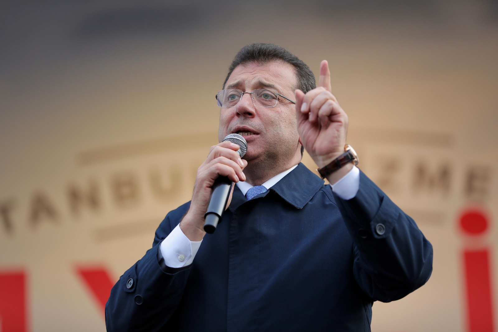 “Ekrem İmamoğlu ve CHP Sarıyer Adayı Mustafa Oktay Aksu’nun İlçe Turu ve Halk Buluşması: İstanbul ve Sarıyer için Yapılan Çağrılar”