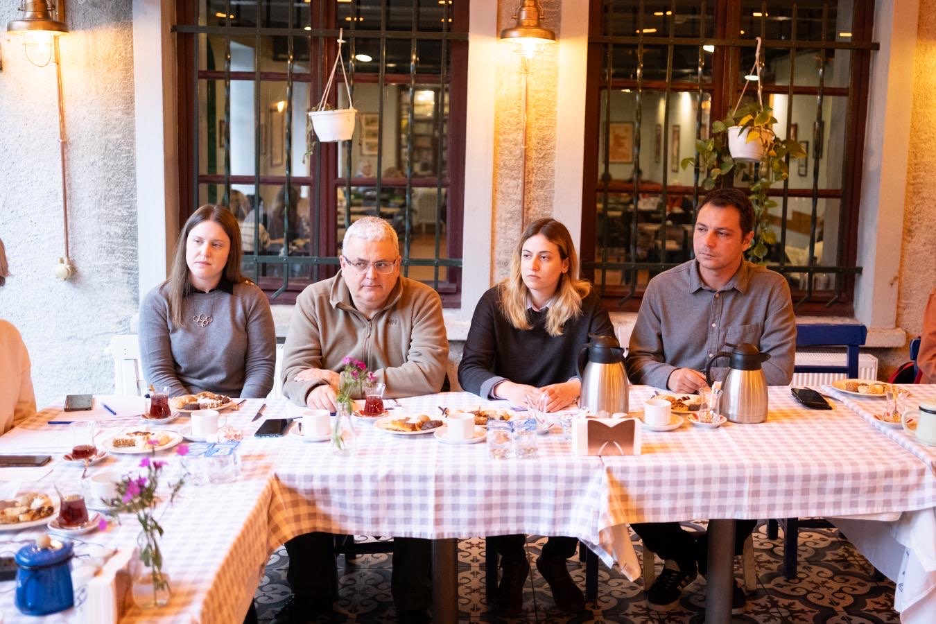 TKP ve YKP temsilcileri, Cuma sabahı İstanbul’da gazetecilerle buluştu.