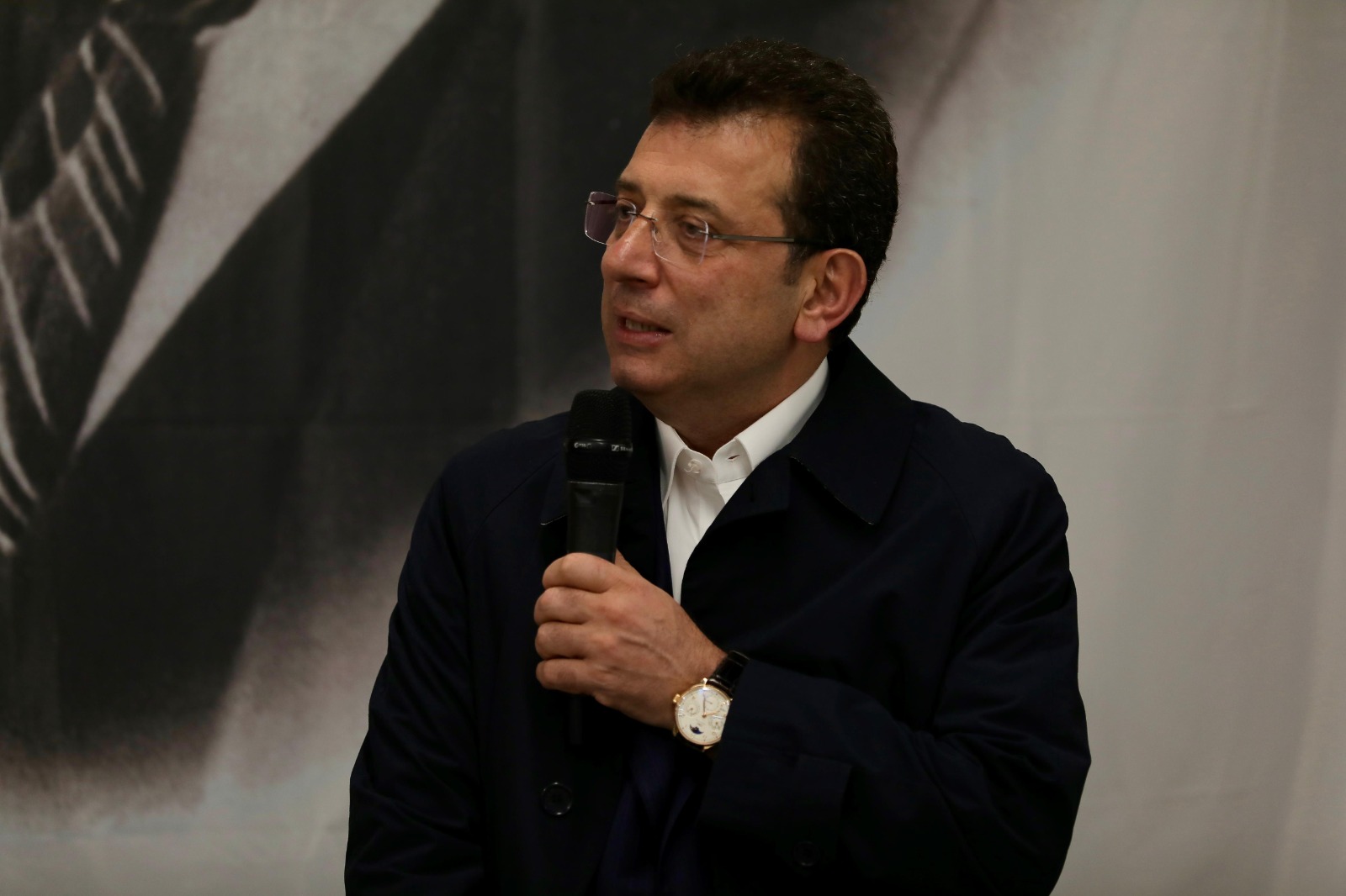 METRO EMEKÇİLERİYLE İFTAR SOFRASINDA BULUŞTU İMAMOĞLU: AÇTIĞIMIZ METROLAR ADIMLANMAYLA DOLAŞILACAK GİBİ DEĞİL