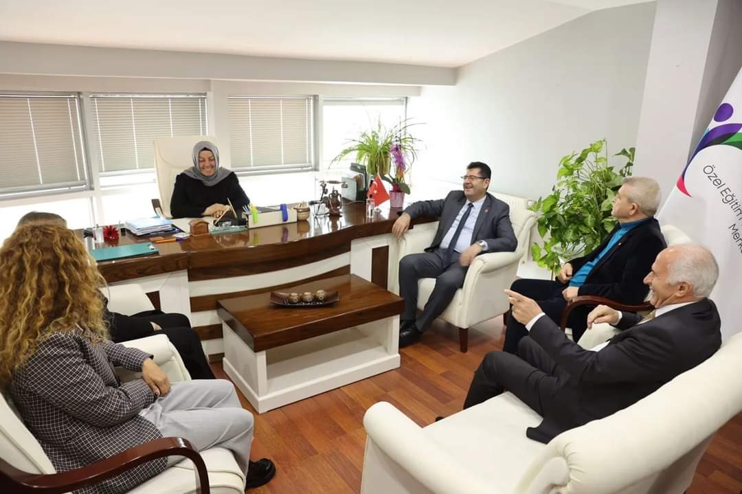 Orhan Çerkez, Çekmeköy’e Yenilikçi Vizyonla Yöneliyor: Eğitime Destek Sürüyor”