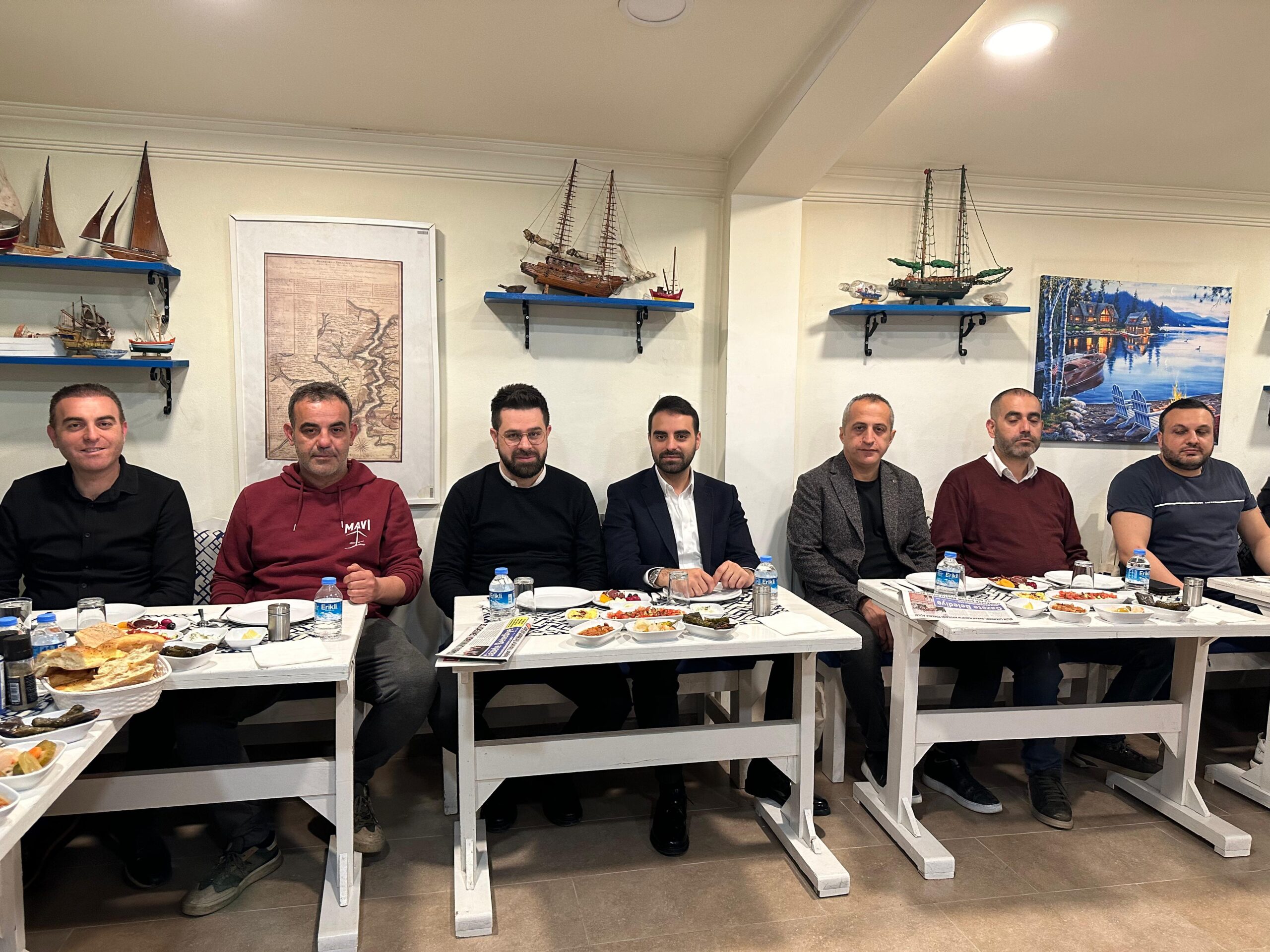 Tayyip Tuna ve Rıdvan Bural’dan Siyaset Dışı İftar Daveti: “Dostluk Ön Planda”