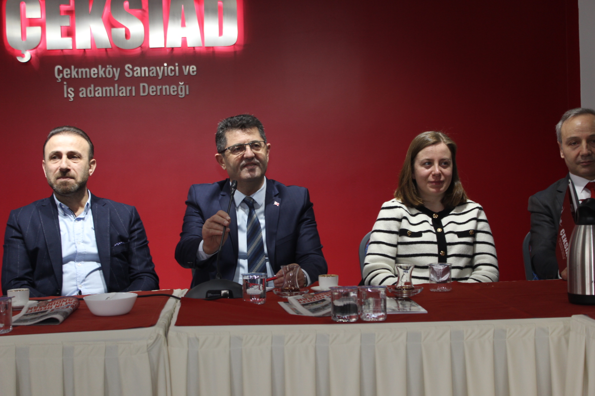 ÇEKSİAD’ın Kahvaltısında CHP’li Orhan Çerkez Konuştu