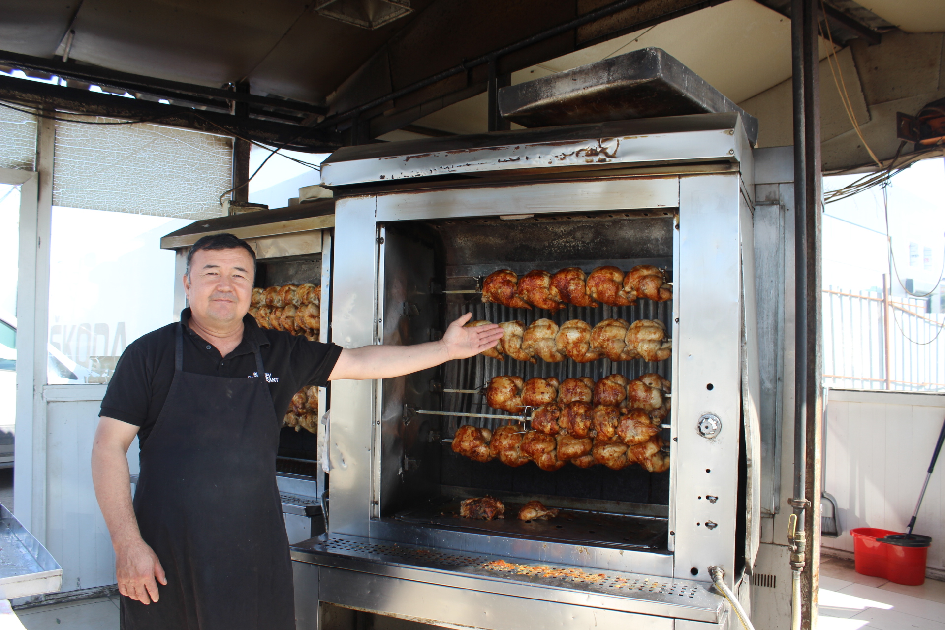 İstanbul’un Tavuk Kızartması Geleneği: Şile Yolu’nda Küçük Ev’in Lezzeti