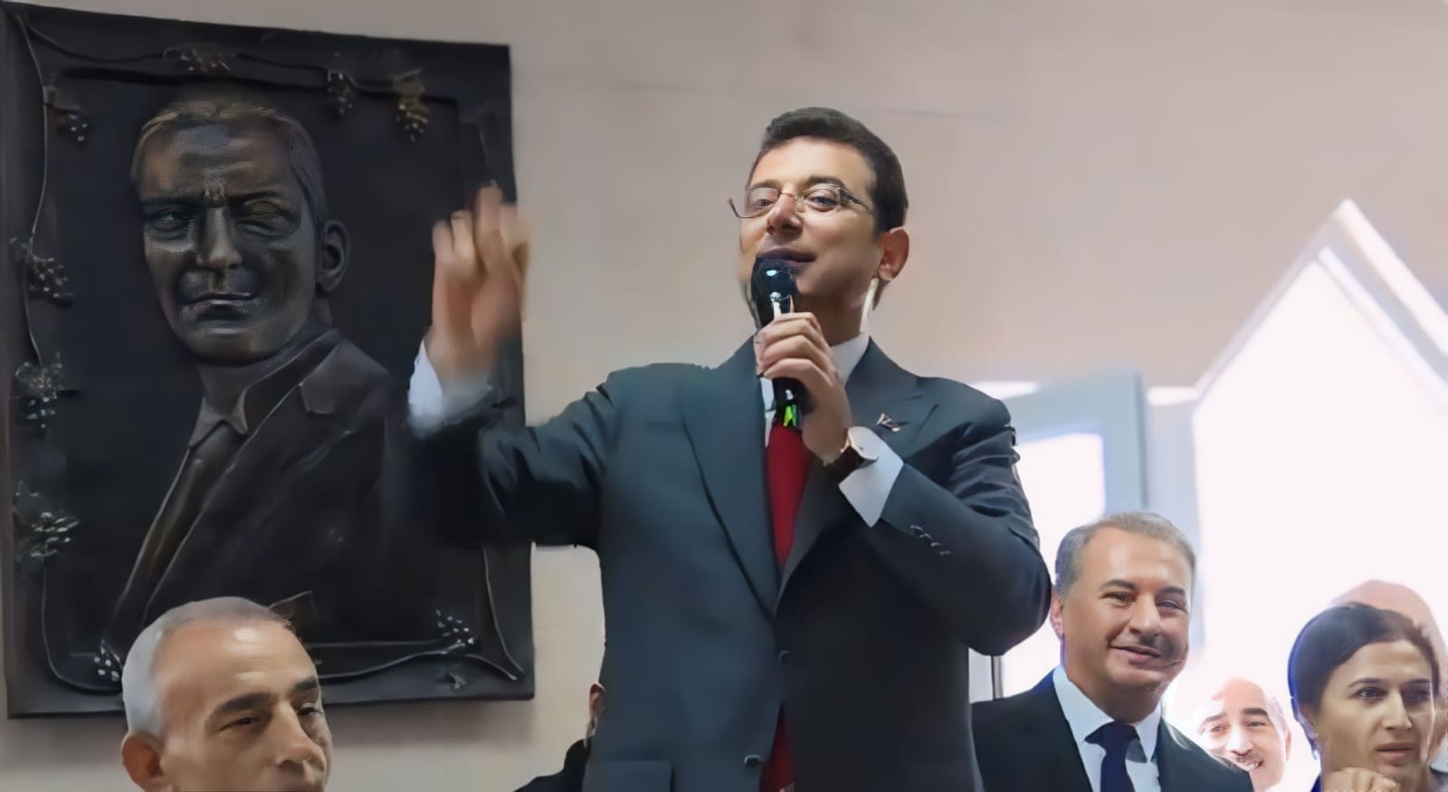 İBB Başkanı İmamoğlu, Alevi Vatandaşlarla Buluştu: “Sizler Beni Güçlendiriyorsunuz”