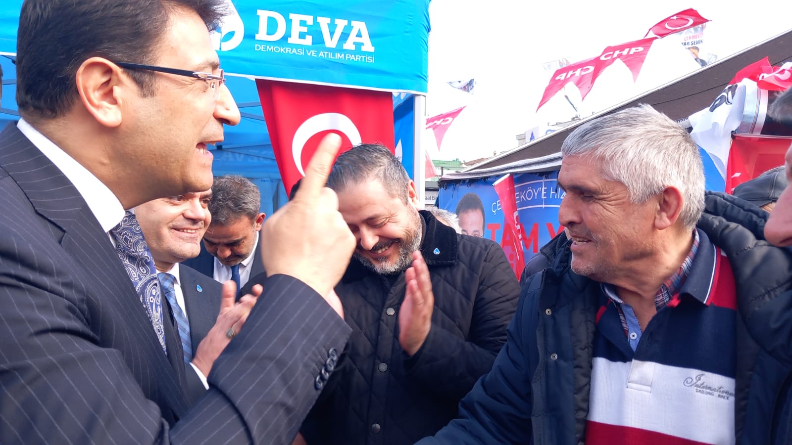 DEVA Partili İdris Şahin’den Sokakta Siyaset: “2002’nin Vaatleri ile Bugünün Türkiye’si Aynı Değil”