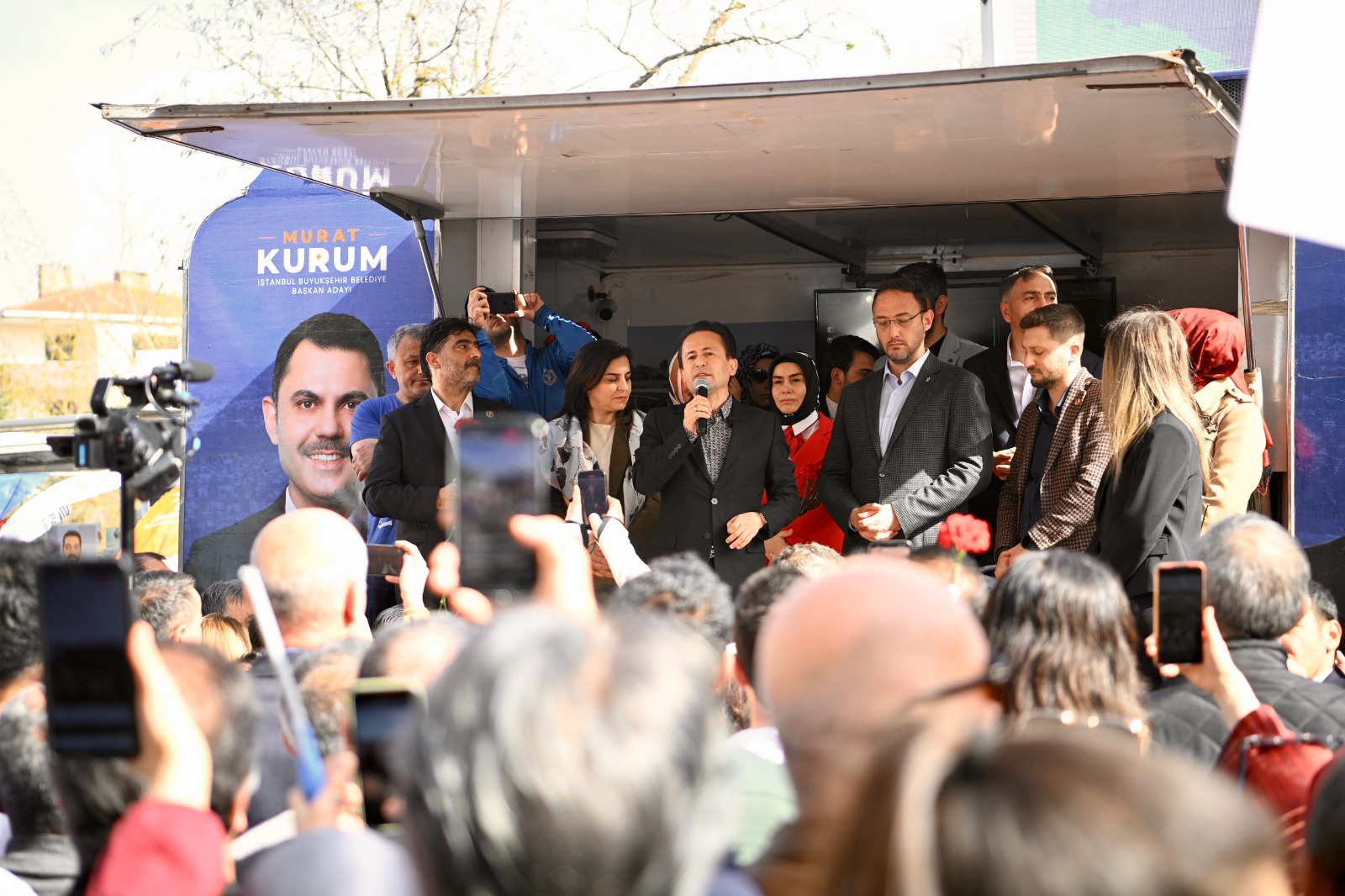 Tuzla’da büyük Sevgi Yürüyüşü; Yüzlerce insan Başkan Yazıcı ile yürüdü