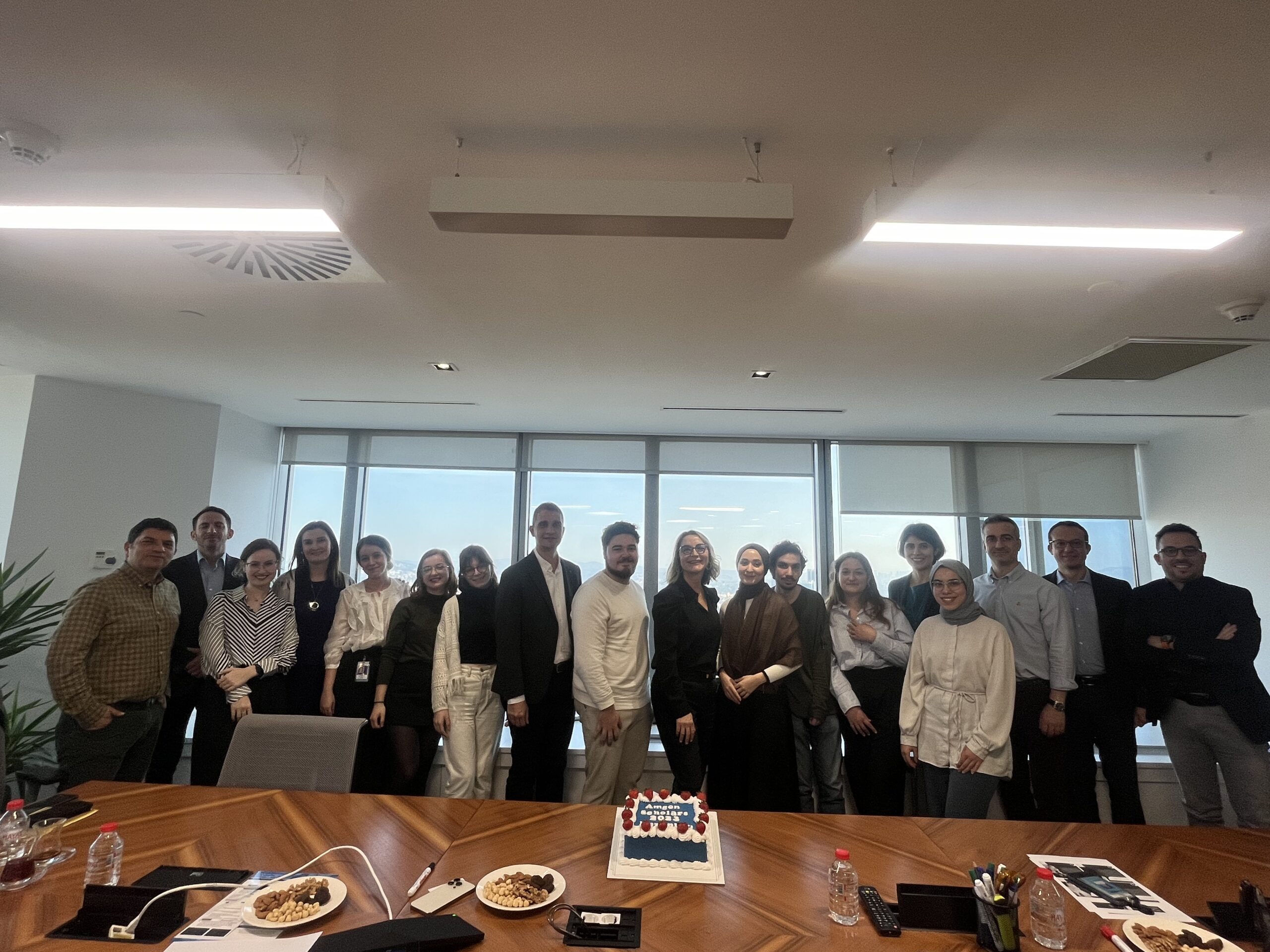 Amgen Scholars 2023 mezunları Türkiye ofisini ziyaret etti