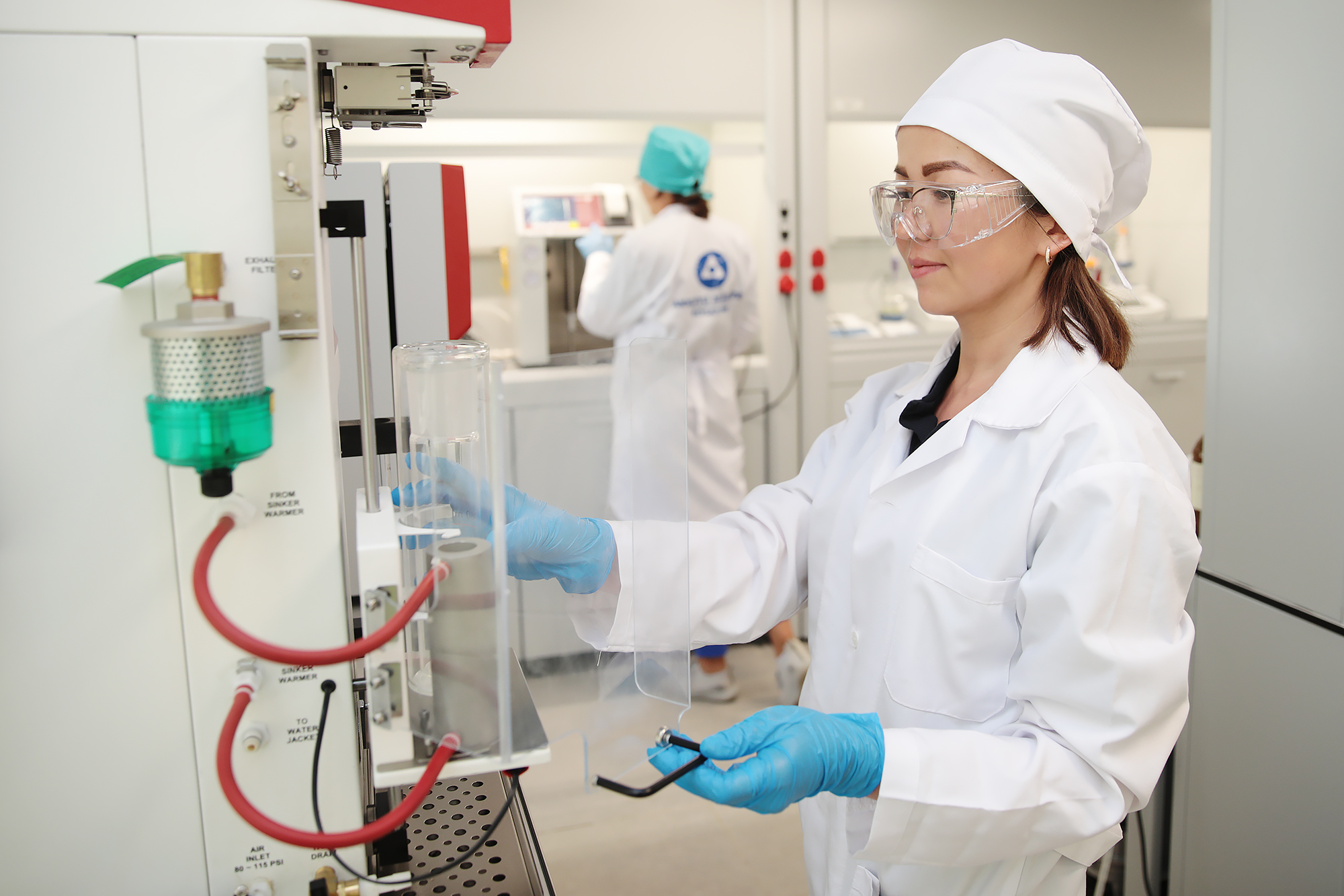 AKKUYU NGS’DE YÜKSEK TEKNOLOJİLİ GAZ VE YAĞ LABORATUVARI FAALİYETE GEÇTİ