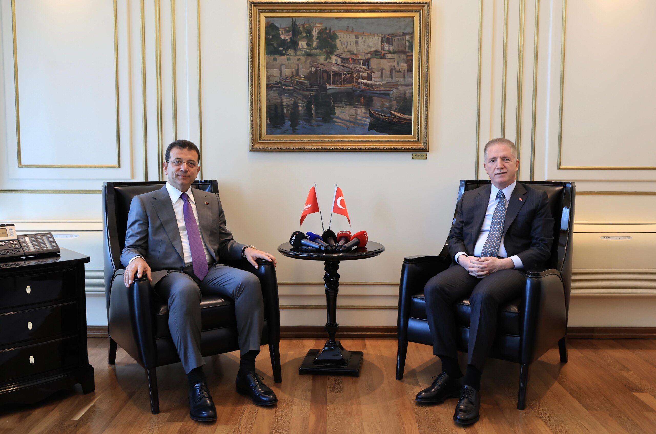 İSTANBUL VALİSİ GÜL’DEN İMAMOĞLU’NA TEBRİK ZİYARETİ