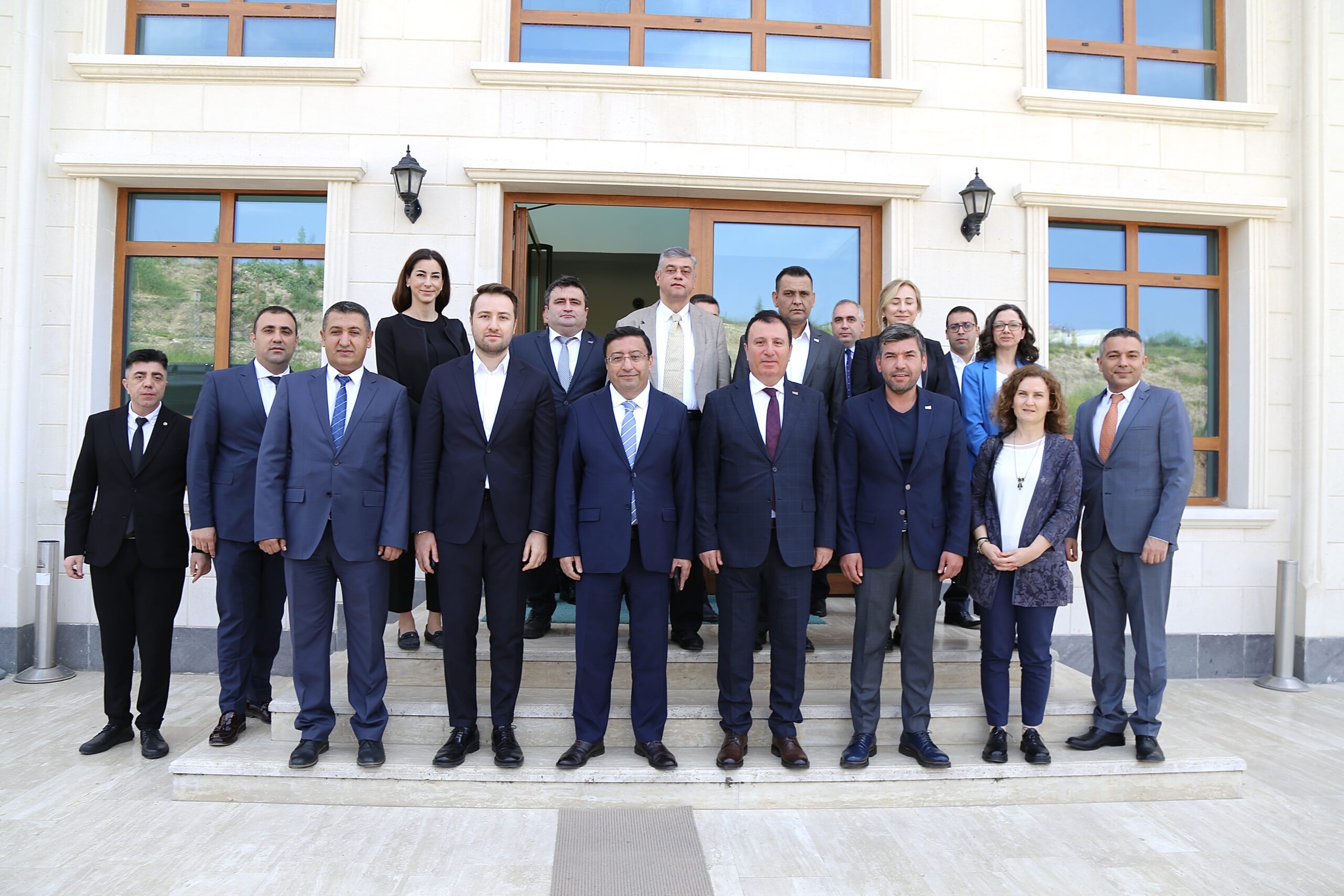 TSKB’den Deprem Bölgesine Ziyaret