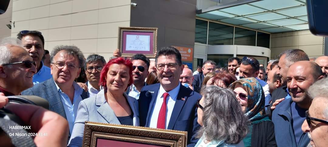 Çekmeköy’de Tarihi Değişim: Orhan Çerkez Yönetimi Devraldı