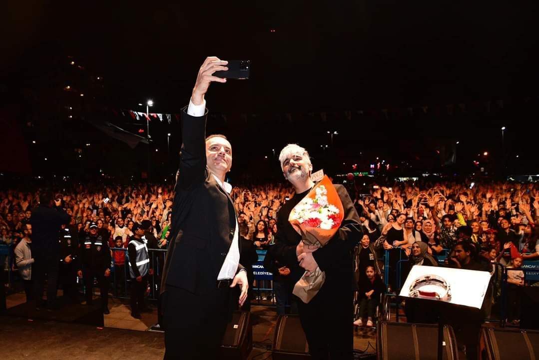 Sancaktepe’de Coşkulu 23 Nisan Kutlamaları: Yıllar Sonra İlk Defa!”