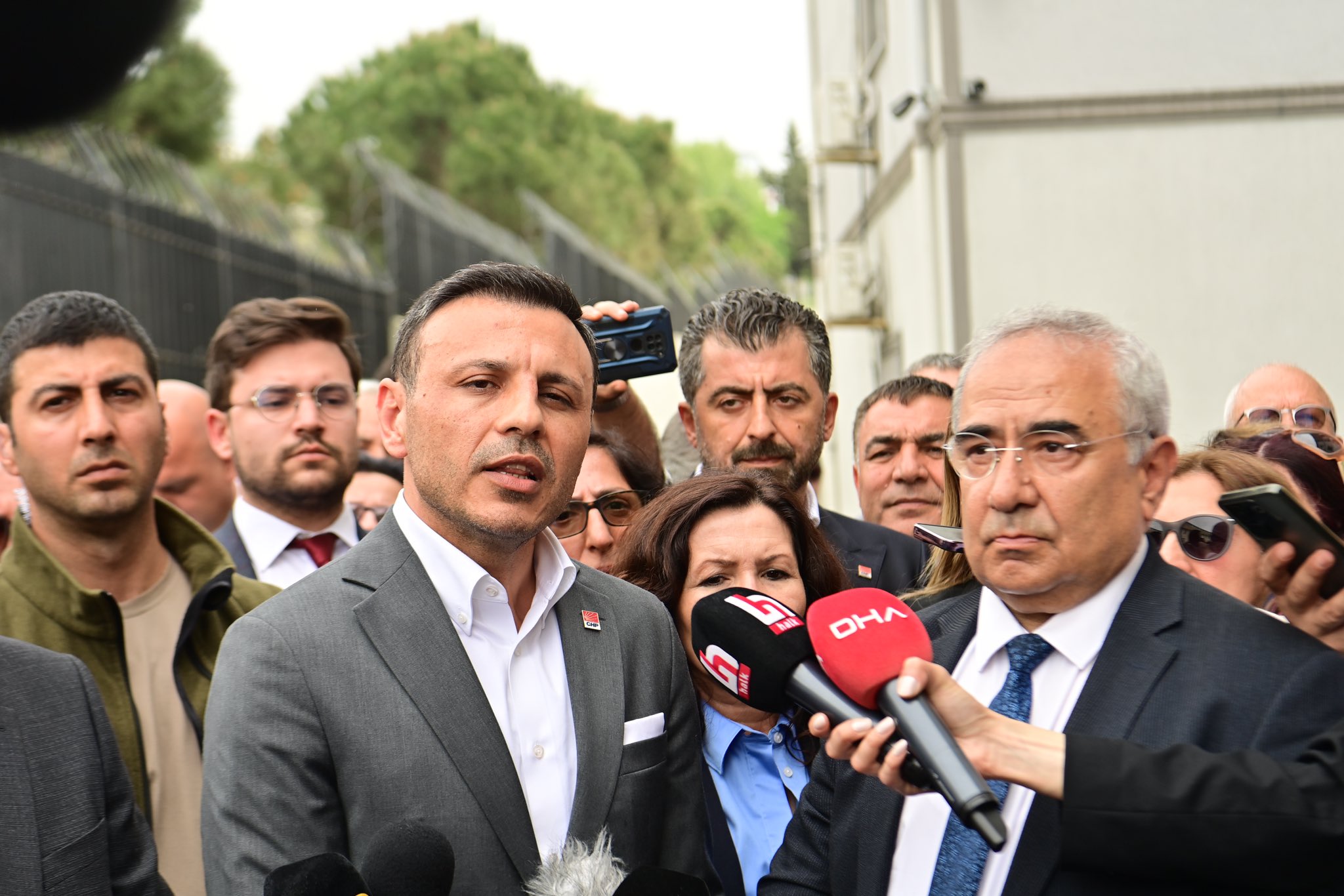 CHP İstanbul İl Başkanı Özgür Çelik, İBB Başkanı Ekrem İmamoğlu’nun Duruşmasını Takip Etti