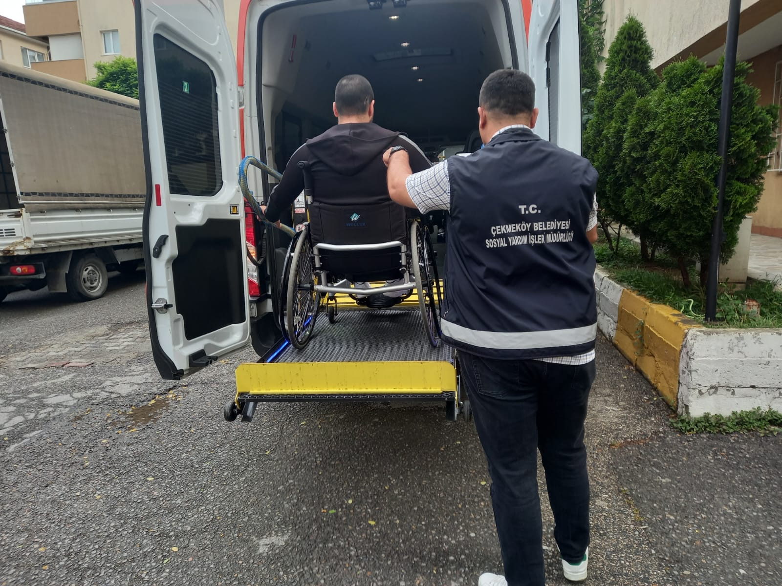 Çekmeköy Belediye Başkanı Orhan Çerkez’den Özel Gereksinimli Vatandaşlara Destek: “Sevgi Varsa Engel Yok”