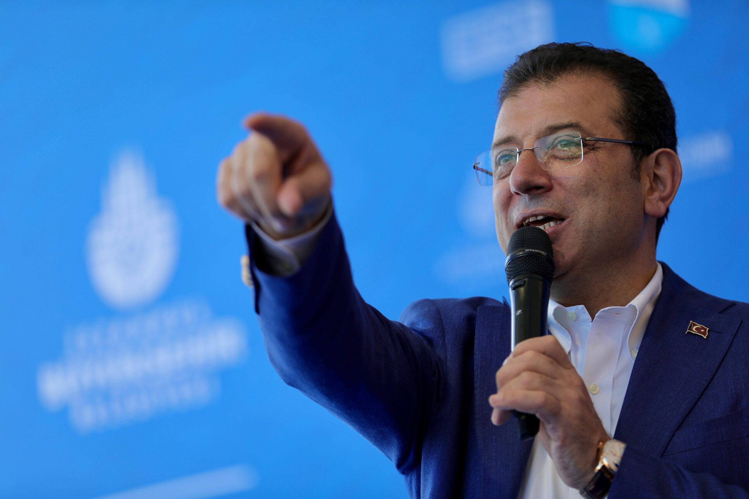 İstanbul Büyükşehir Belediyesi, İptal Edilen Oyunlar Sonrası Komedyen Metin Zakoğlu’na Sahne Tahsis Edecek