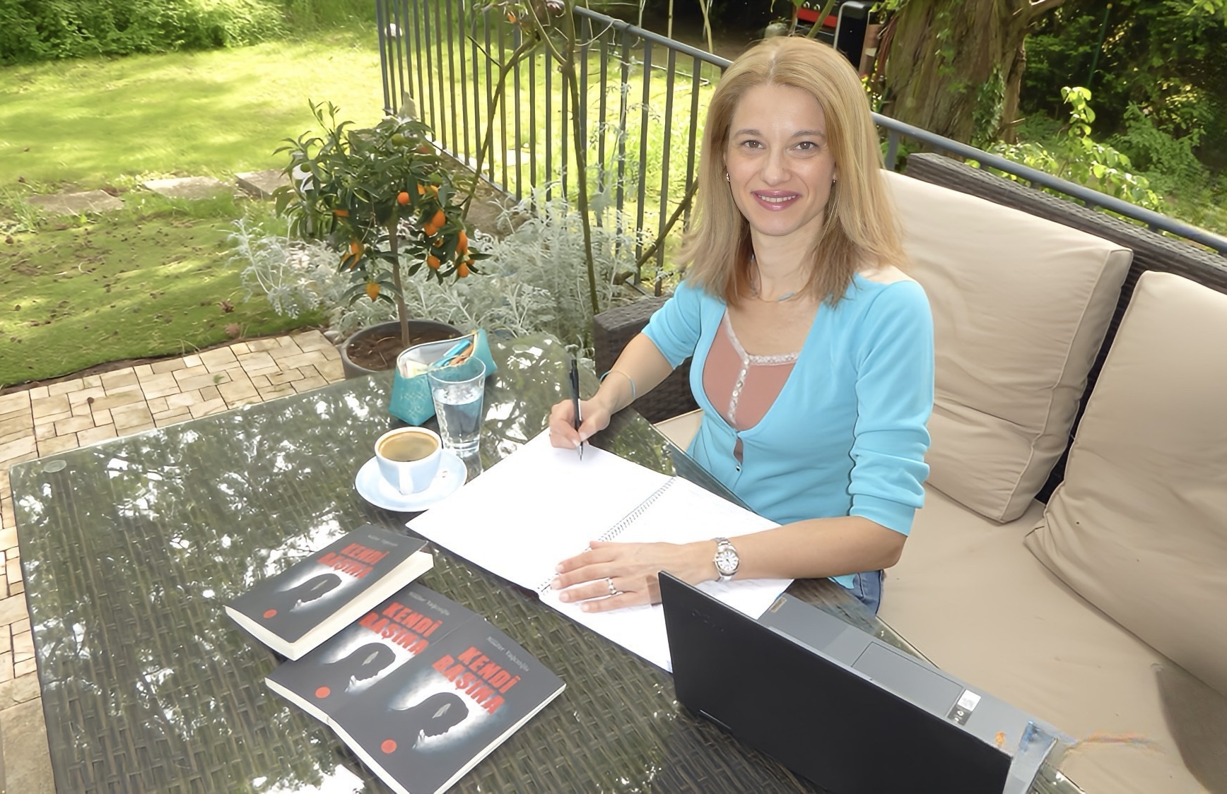 Nilüfer Yağcıoğlu’nun İlk Kitabı “Kendi Başına” Gergedan Kitabevi’nde Okuyucuları İle Buluşuyor