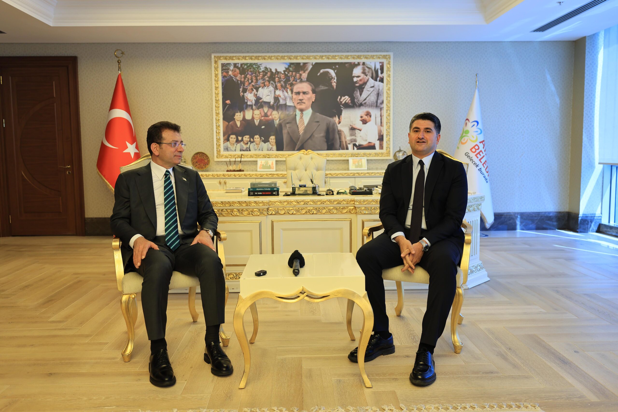 “İmamoğlu, Ataşehir Belediye Başkanı Adıgüzel’e Tebrik Ziyaretinde Bulundu: Yeni Nesil Belediyecilik Vurgusu”